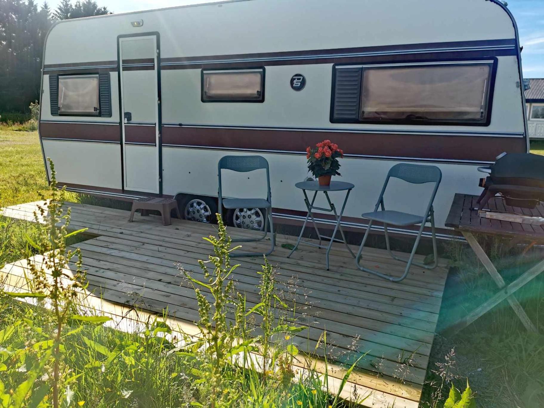 Vintage Caravan Synes Exterior photo